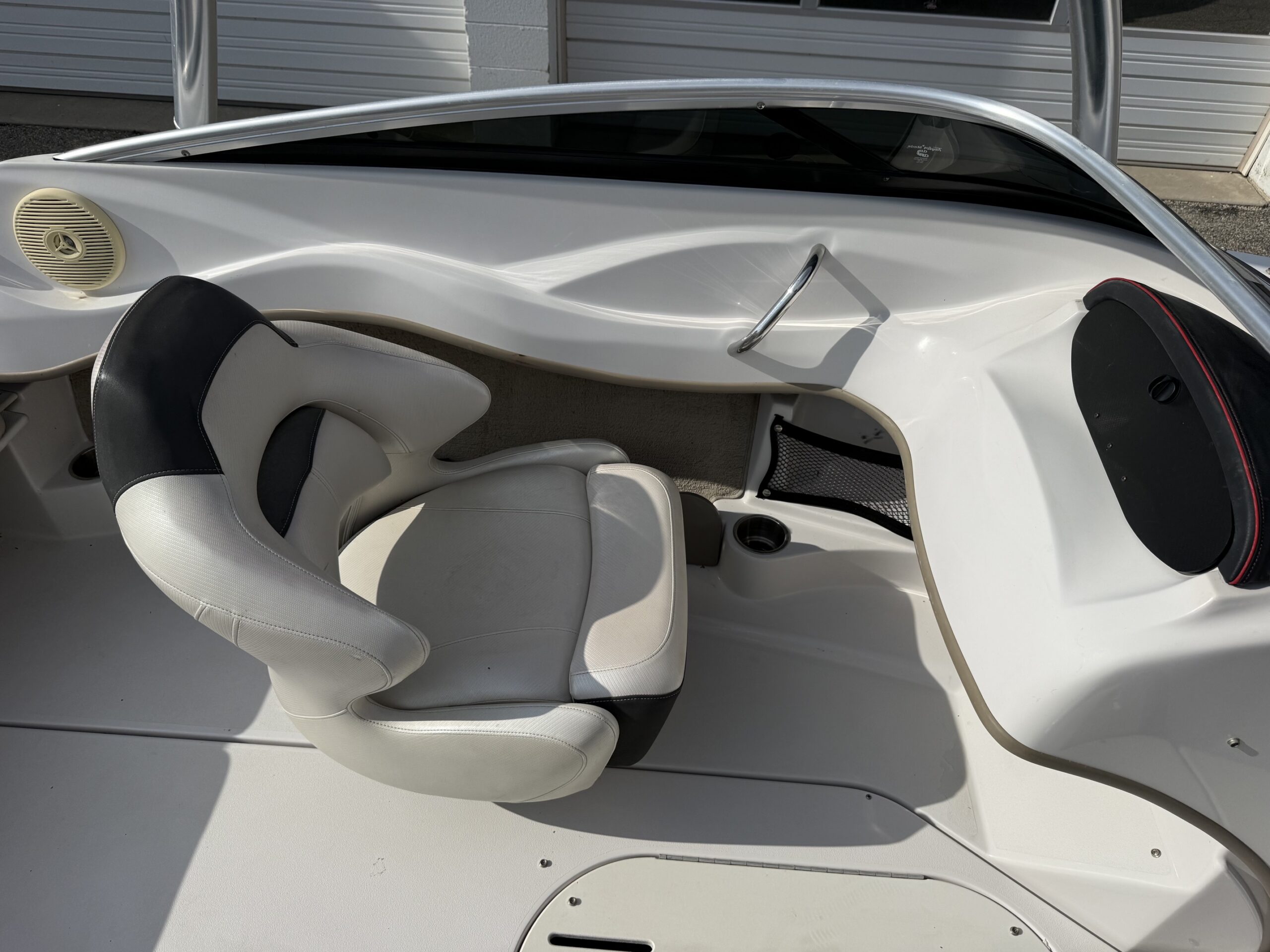 2012 18' Four Winns "180 SS" Bowrider BANK REPO - Image 17