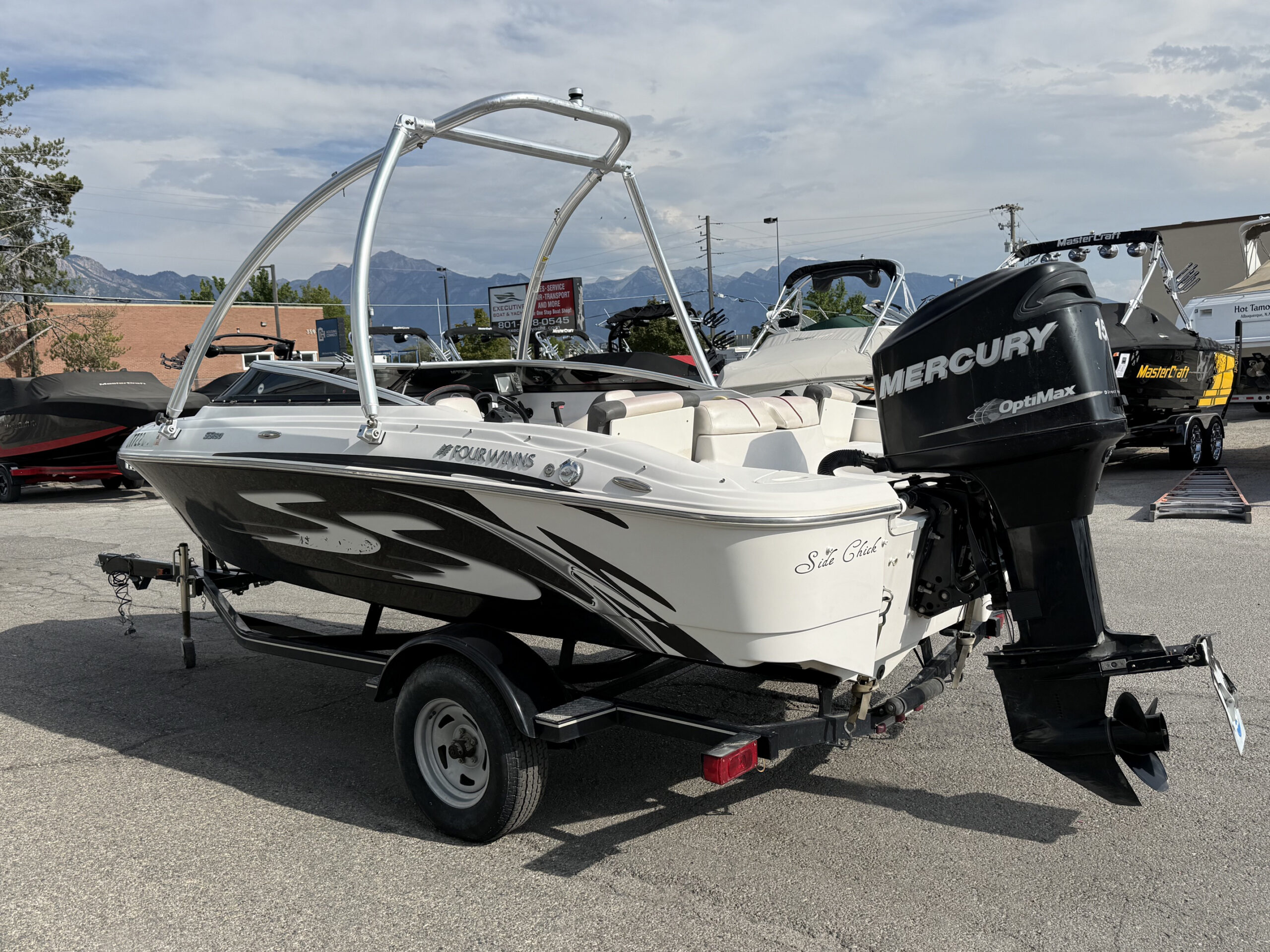 2012 18' Four Winns "180 SS" Bowrider BANK REPO - Image 6