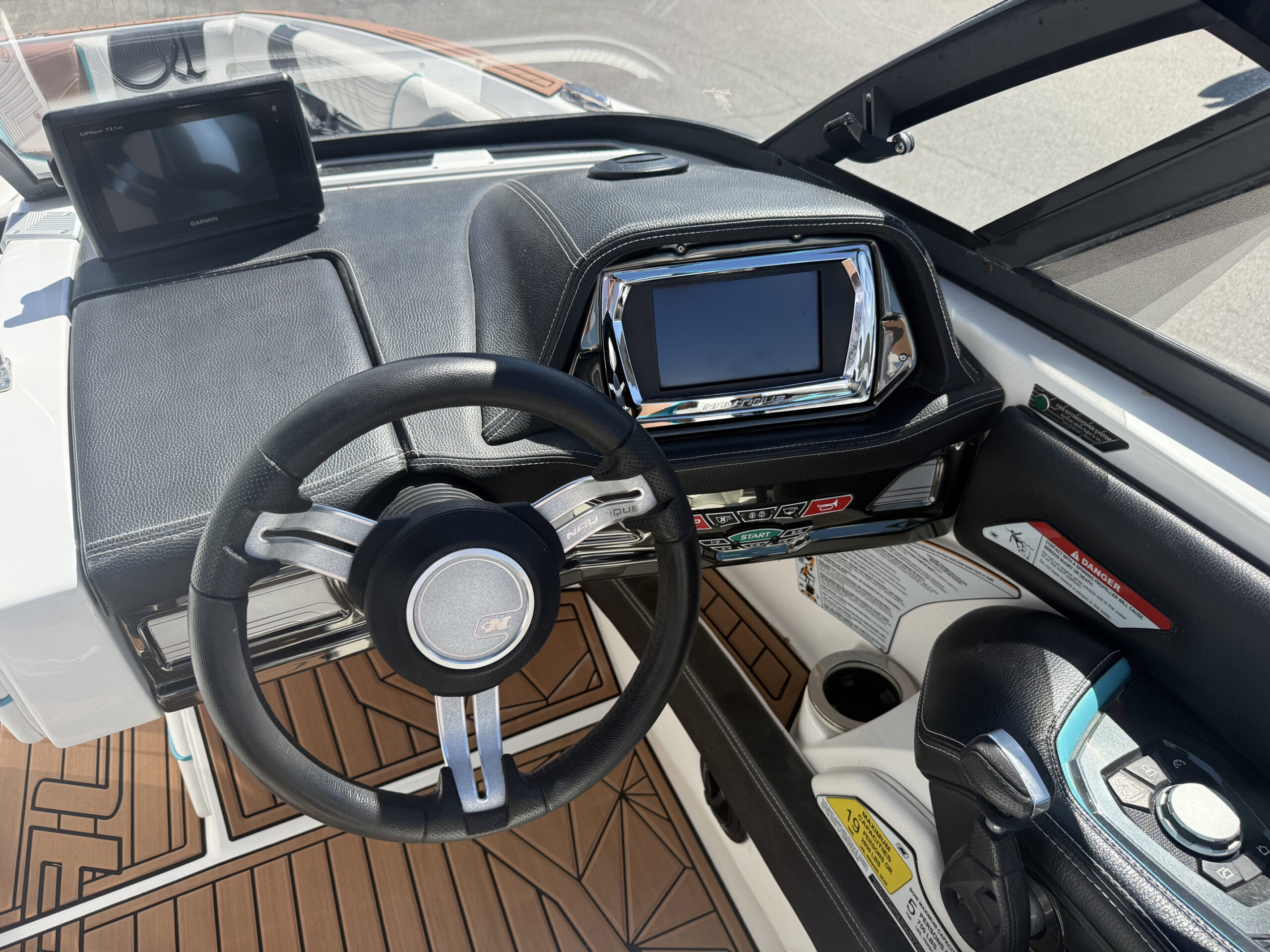 2016 25' Super Air Nautique "G25" Bowrider - Image 26