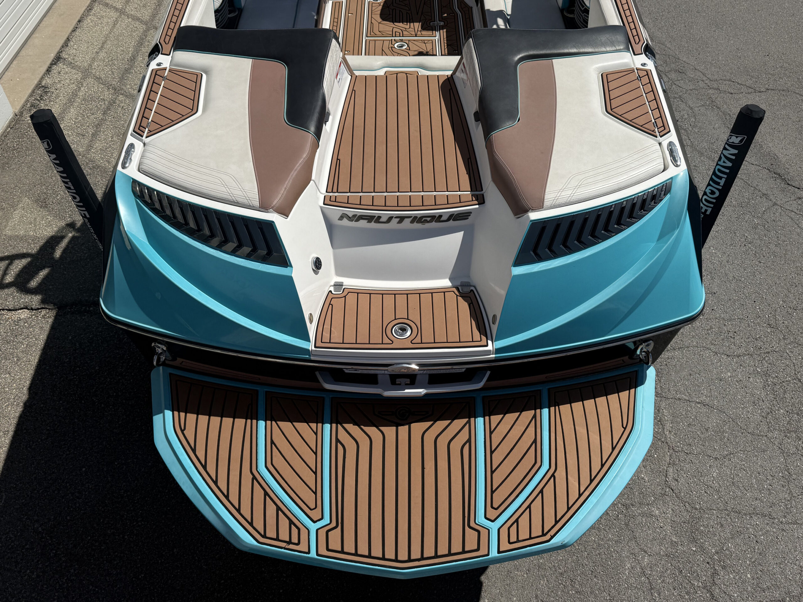 2016 25' Super Air Nautique "G25" Bowrider - Image 33