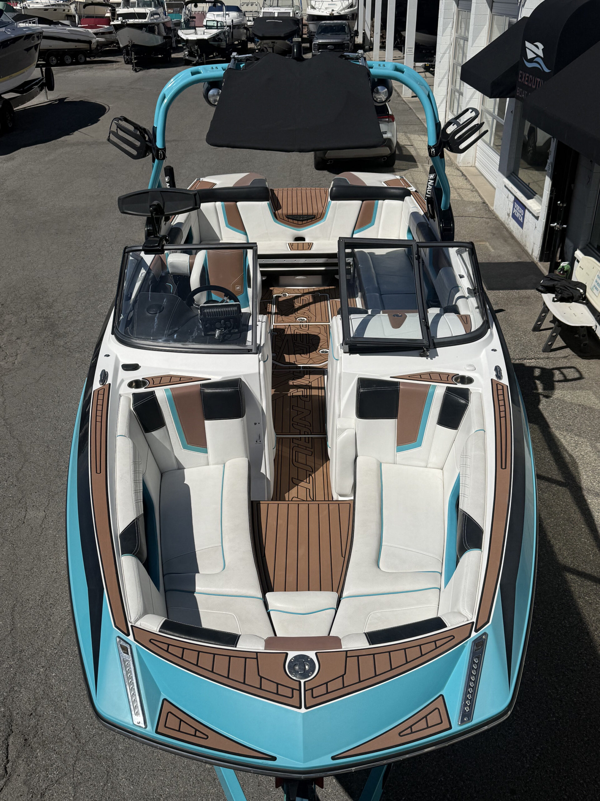 2016 25' Super Air Nautique "G25" Bowrider - Image 9