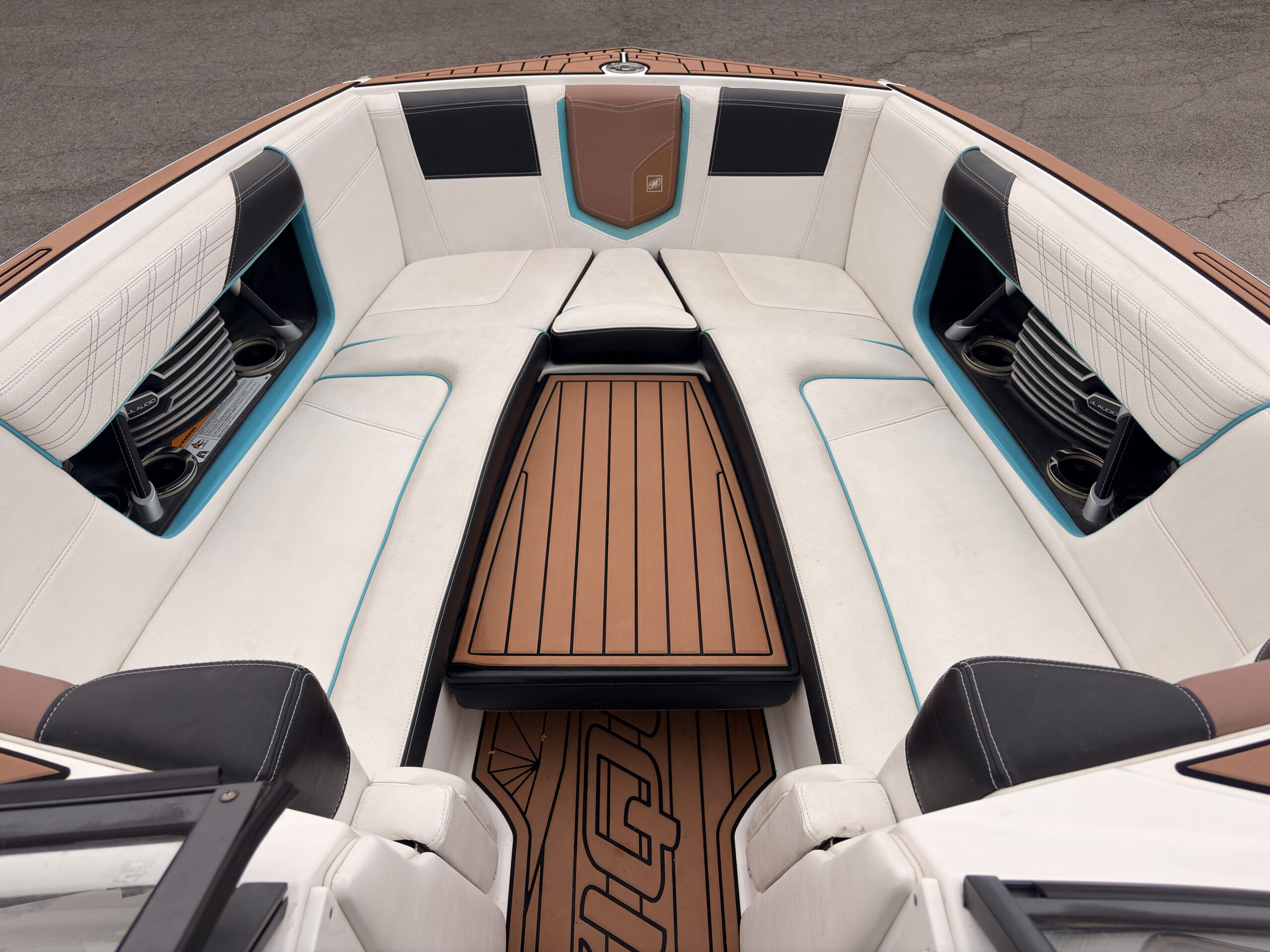 2016 25' Super Air Nautique "G25" Bowrider - Image 11