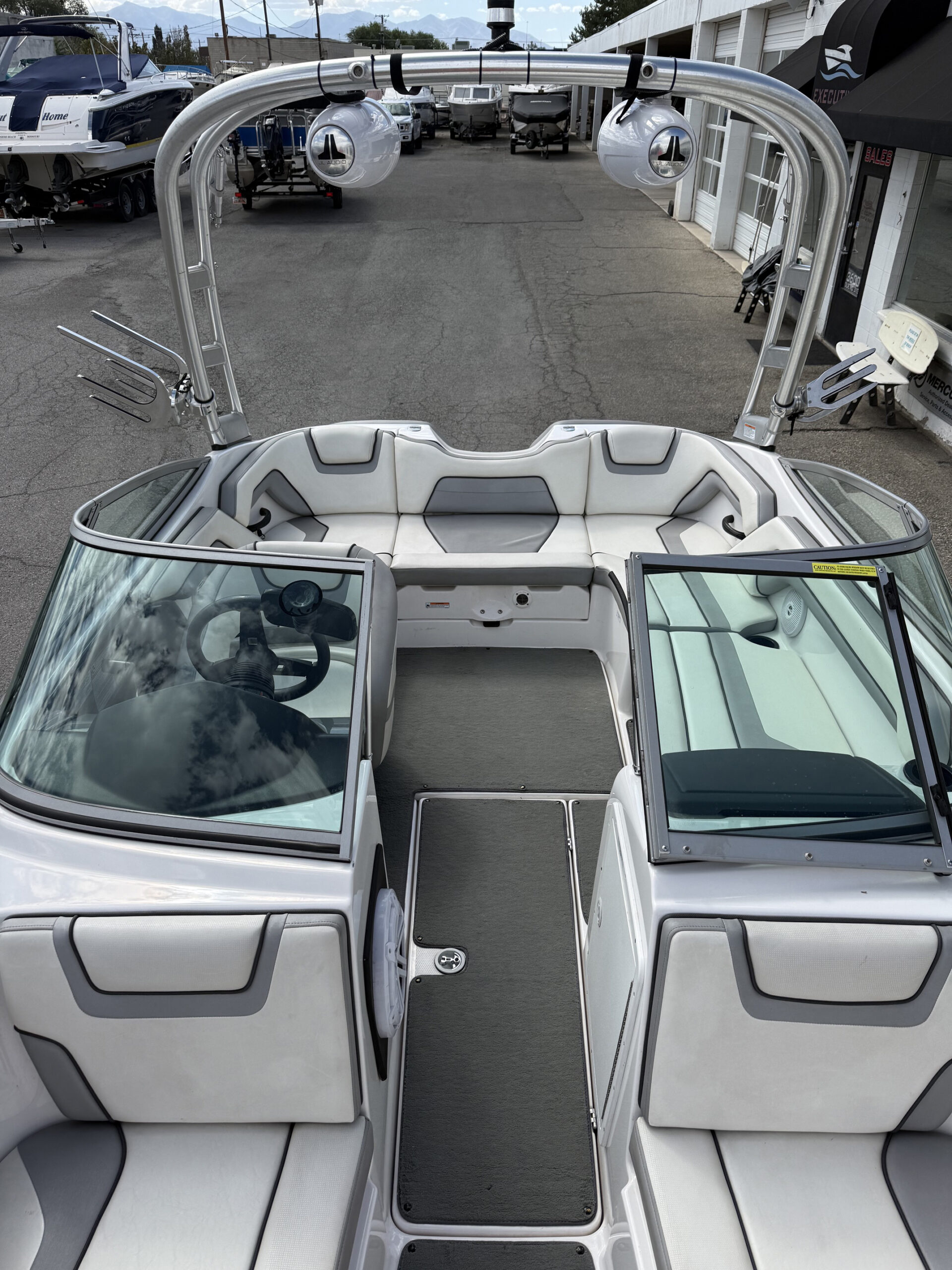 2017 19' Yamaha "AR 190" Bowrider - Image 11