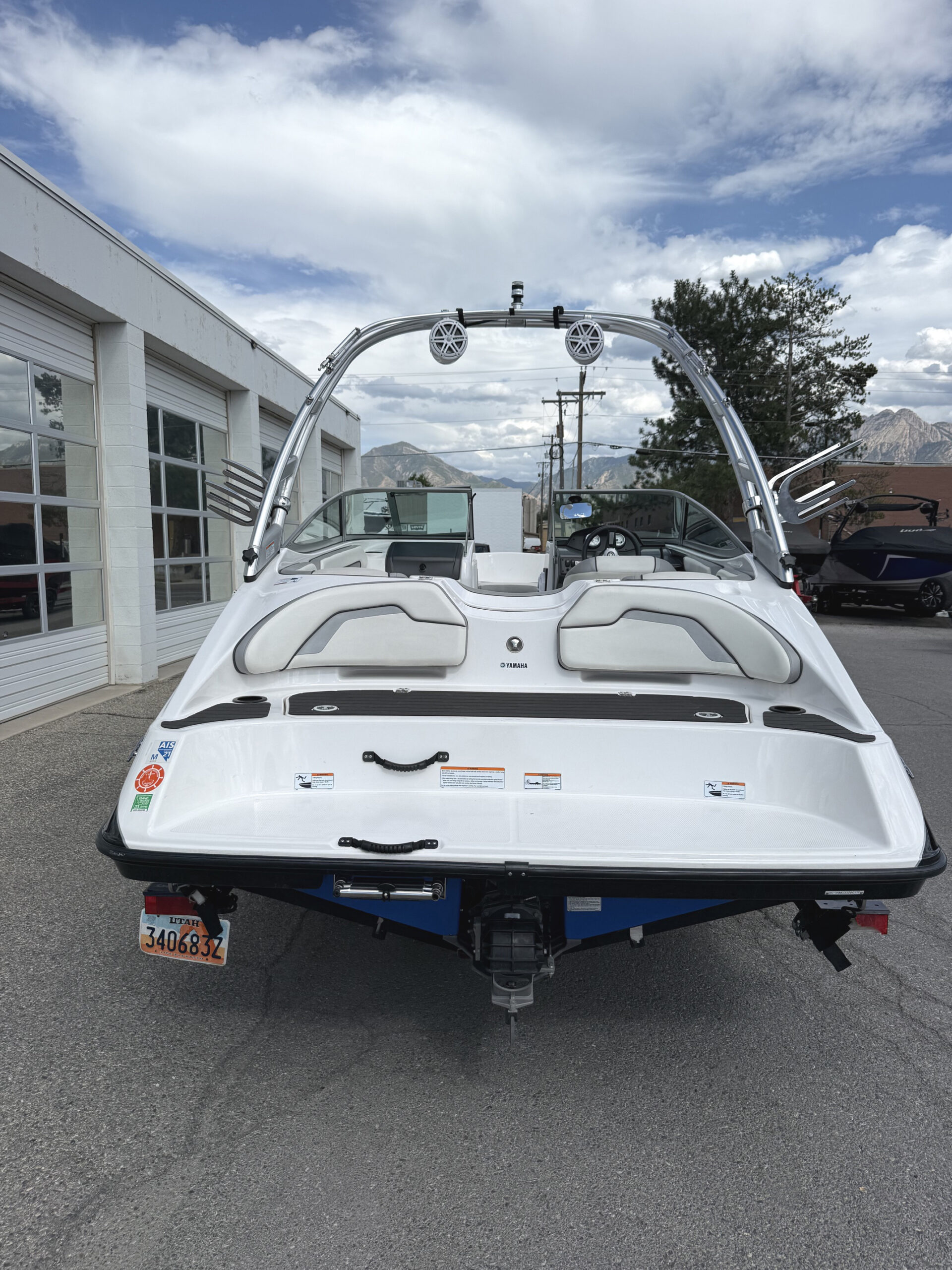 2017 19' Yamaha "AR 190" Bowrider - Image 8