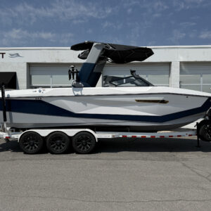 2025 25' Super Air Nautique "G25" Centennial Edition Bowrider