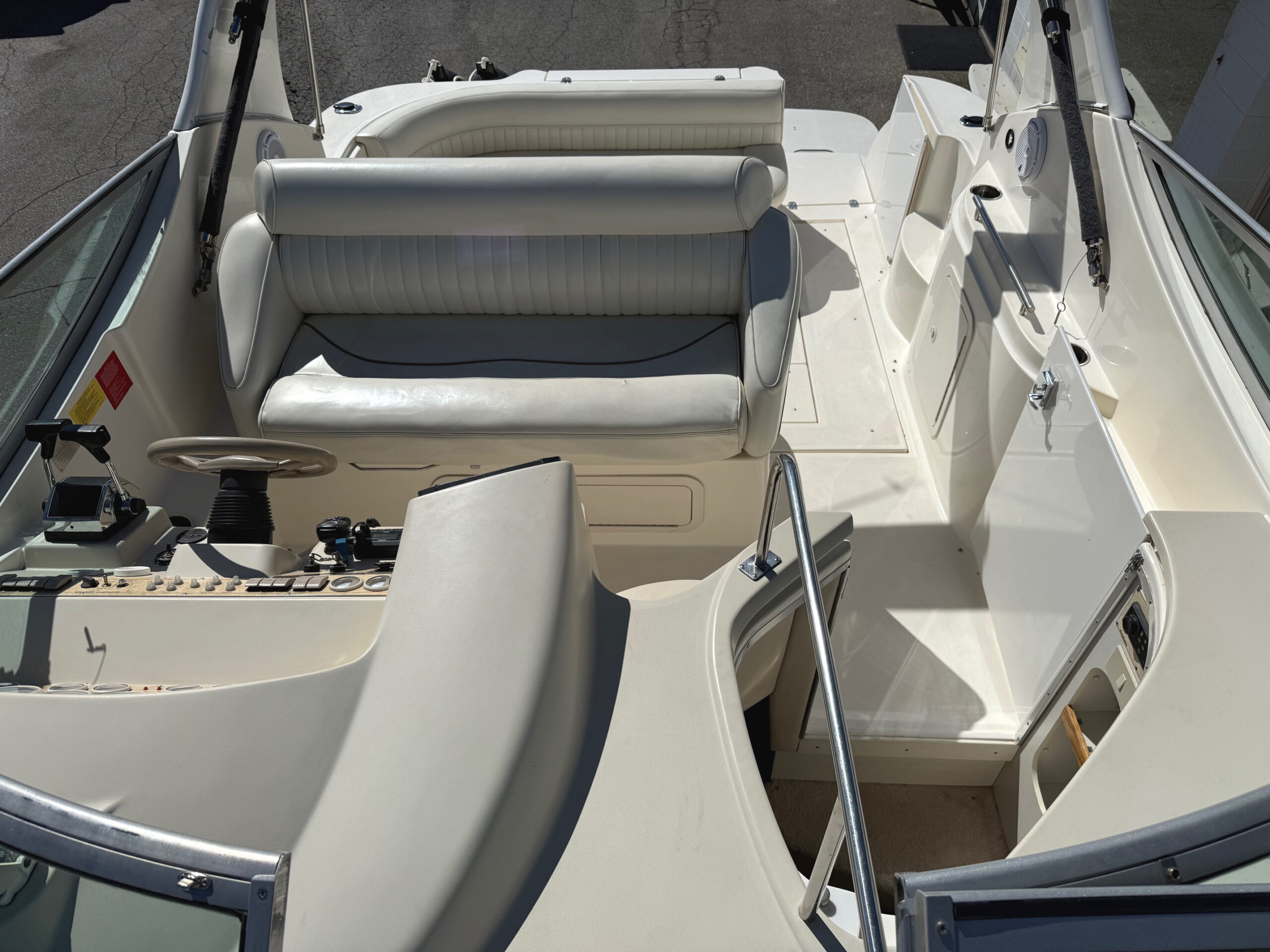 1997 30' Cruisers Yachts "3075 Rogue" - Image 14