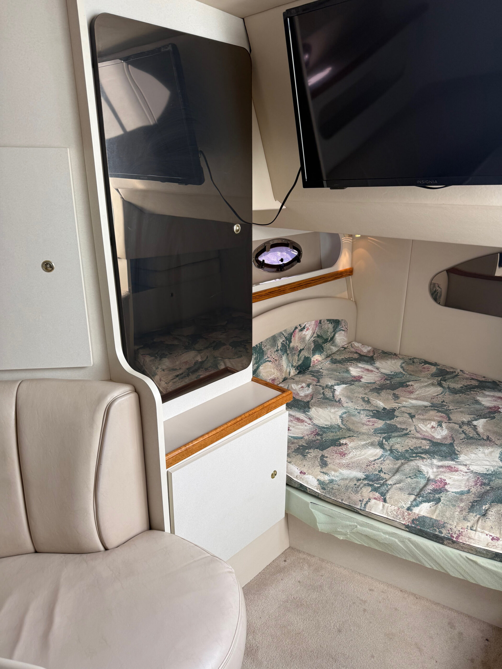 1997 30' Cruisers Yachts "3075 Rogue" - Image 40
