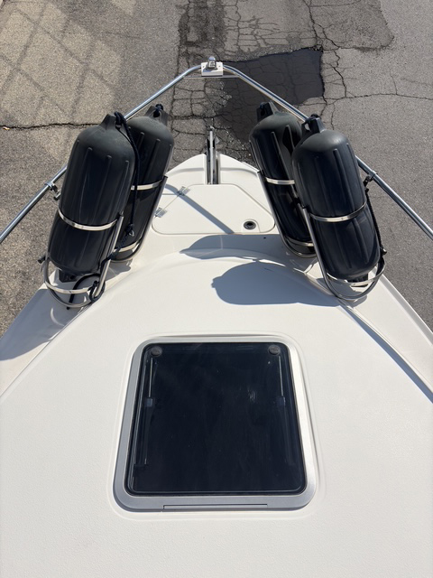 1998 24' Chaparral "Signature 240" - Image 12