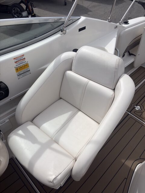 1998 26' Chaparral "Signature 260" - Image 18