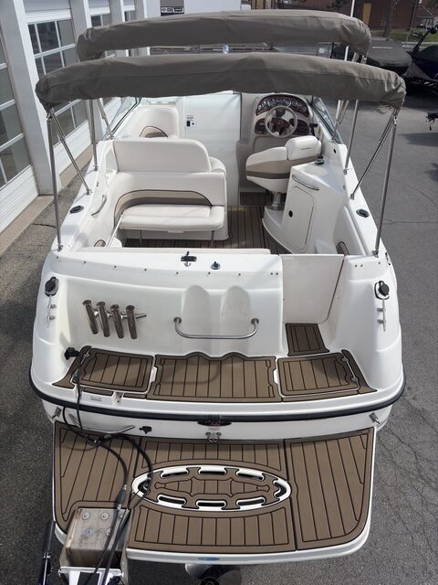 1998 26' Chaparral "Signature 260" - Image 24