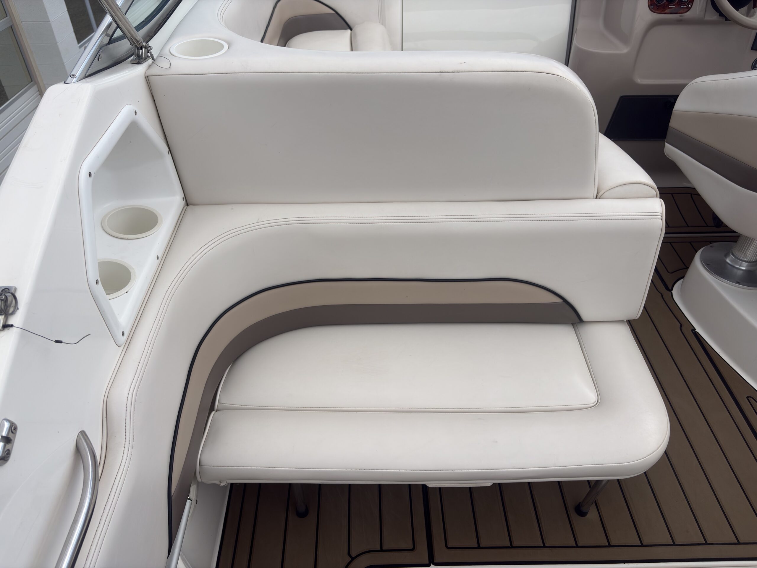 1998 26' Chaparral "Signature 260" - Image 12