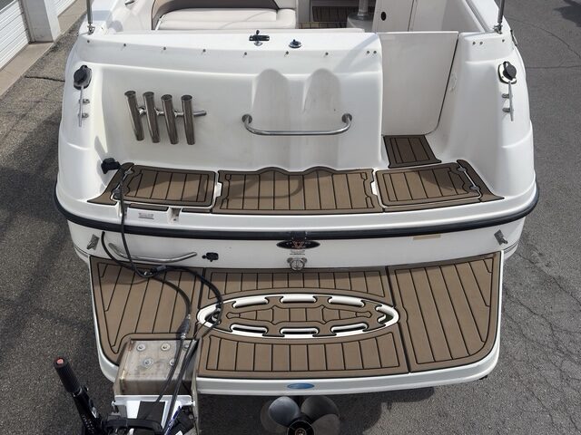 1998 26' Chaparral "Signature 260" - Image 14