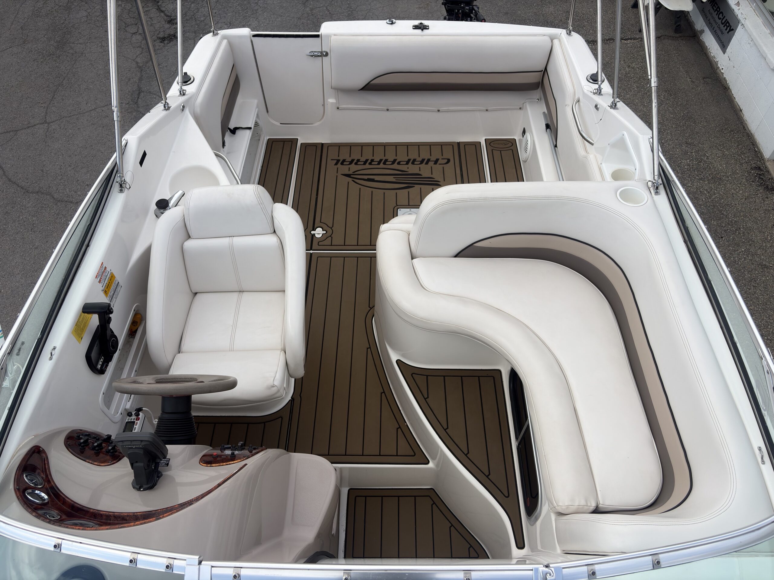 1998 26' Chaparral "Signature 260" - Image 15