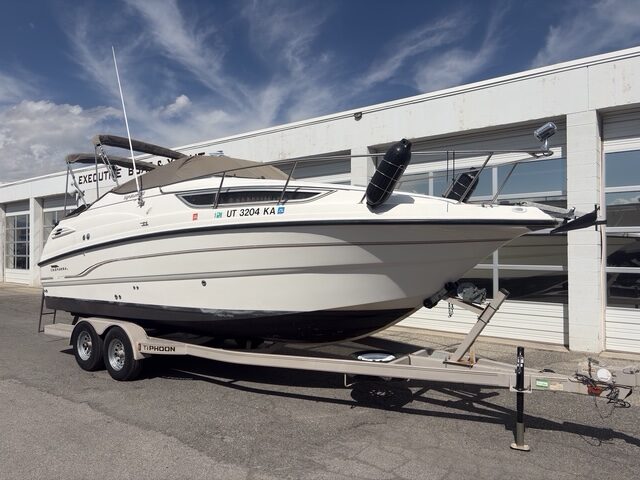 1998 26' Chaparral "Signature 260"