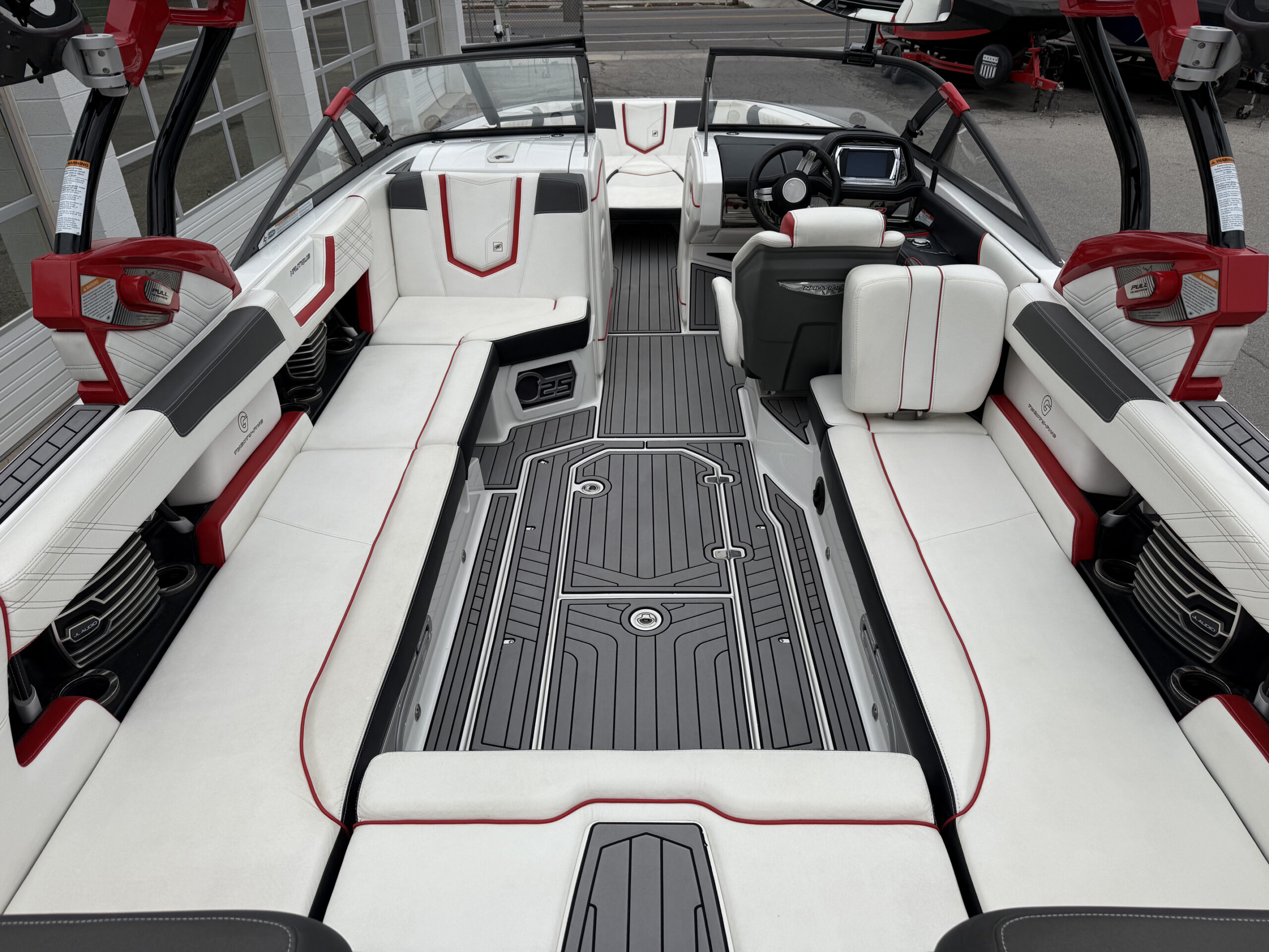 2016 25' Super Air Nautique "G25" Bowrider - Image 26