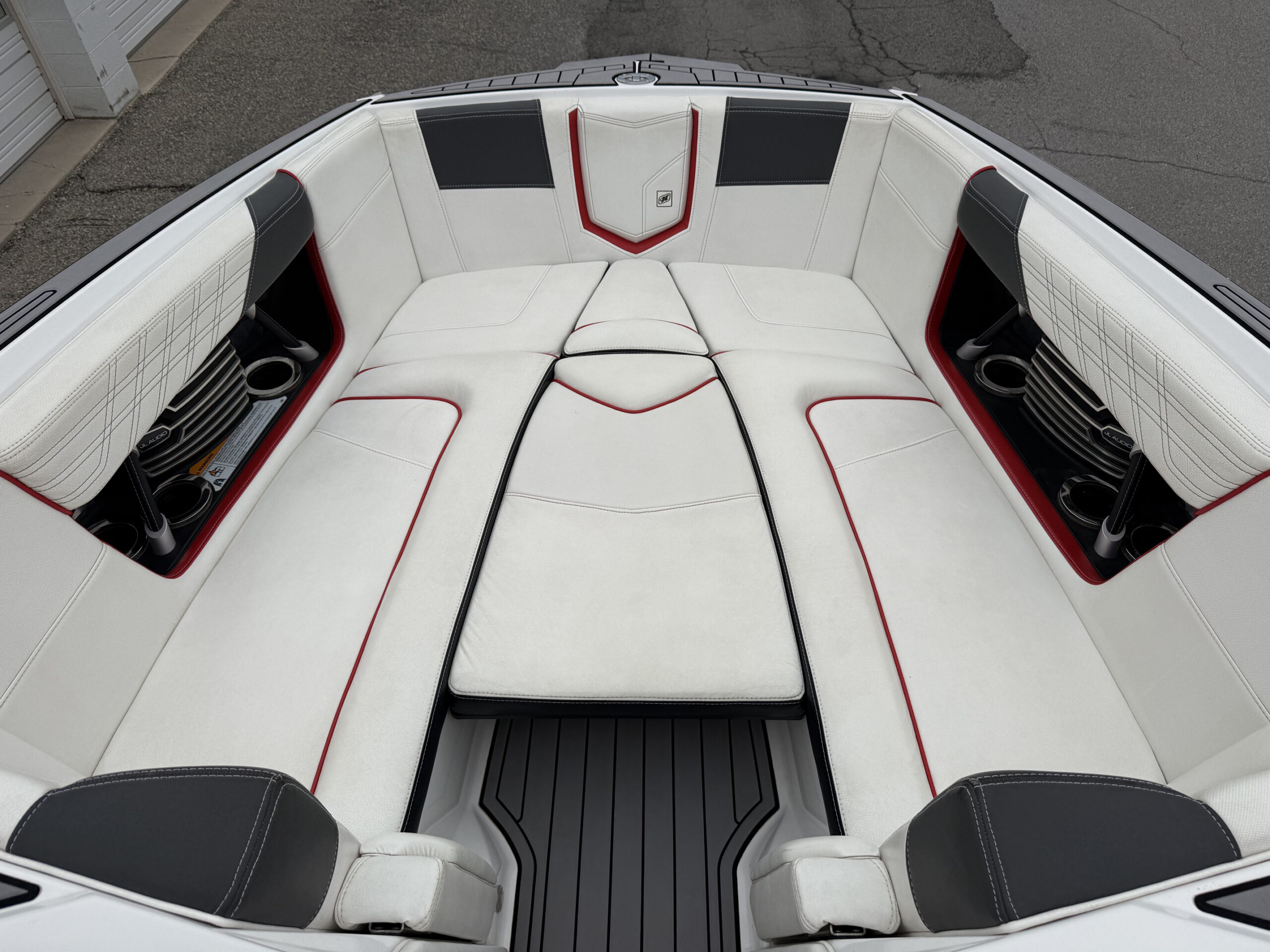 2016 25' Super Air Nautique "G25" Bowrider - Image 17
