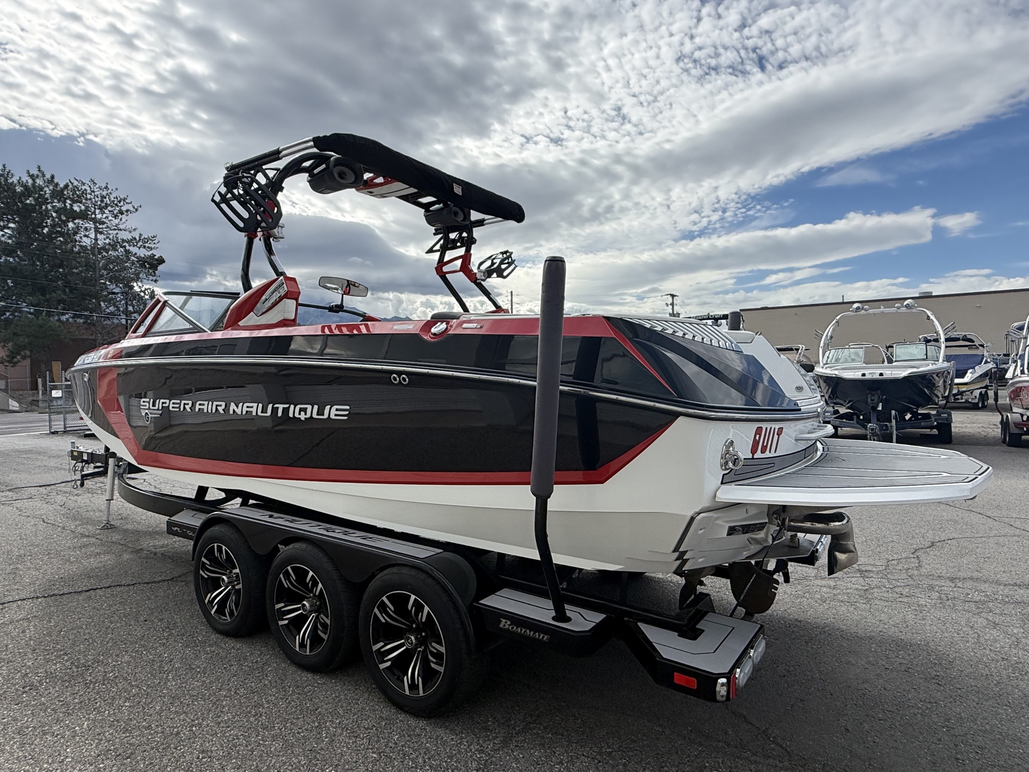 2016 25' Super Air Nautique "G25" Bowrider - Image 6