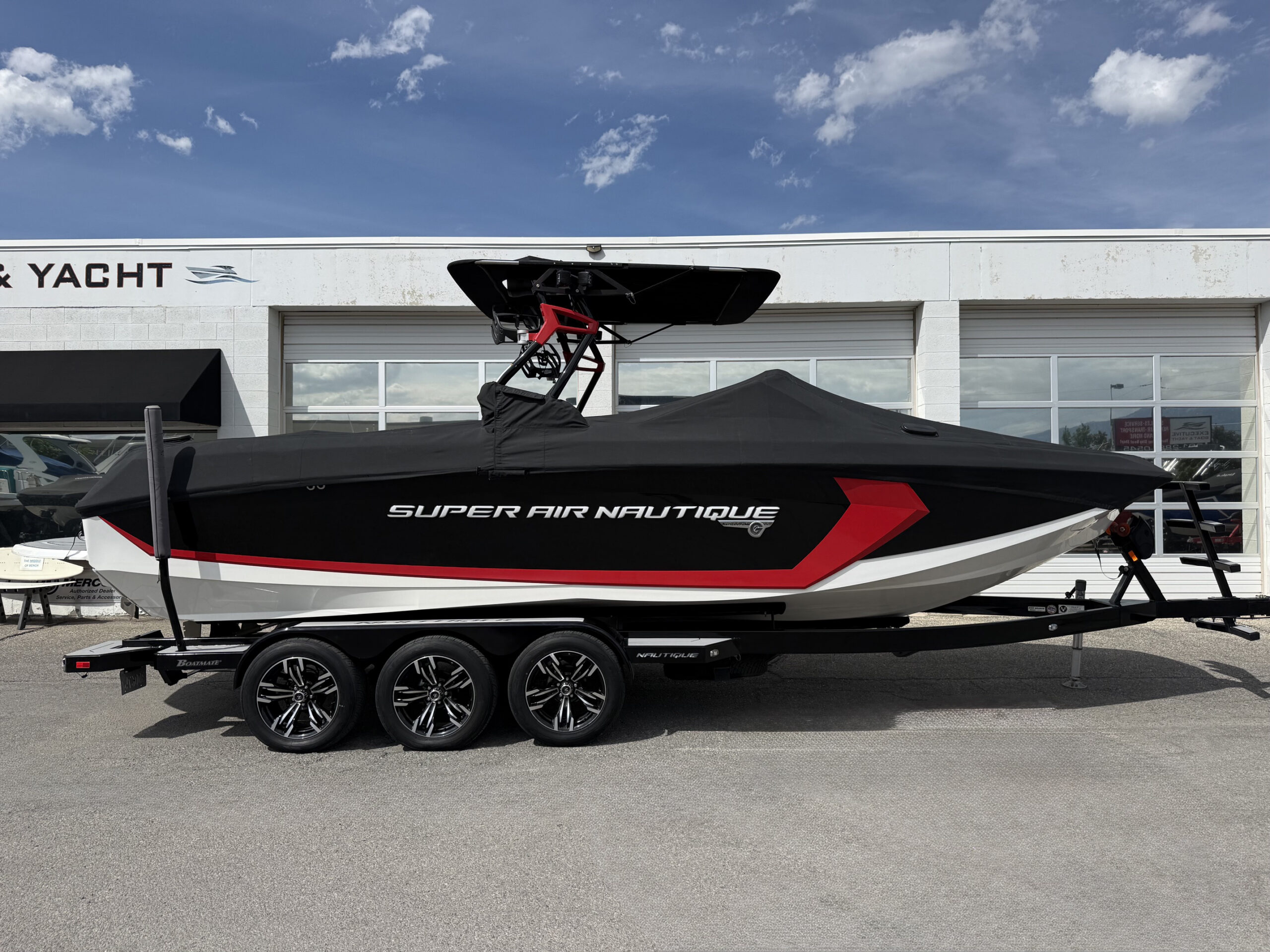 2016 25' Super Air Nautique "G25" Bowrider - Image 7