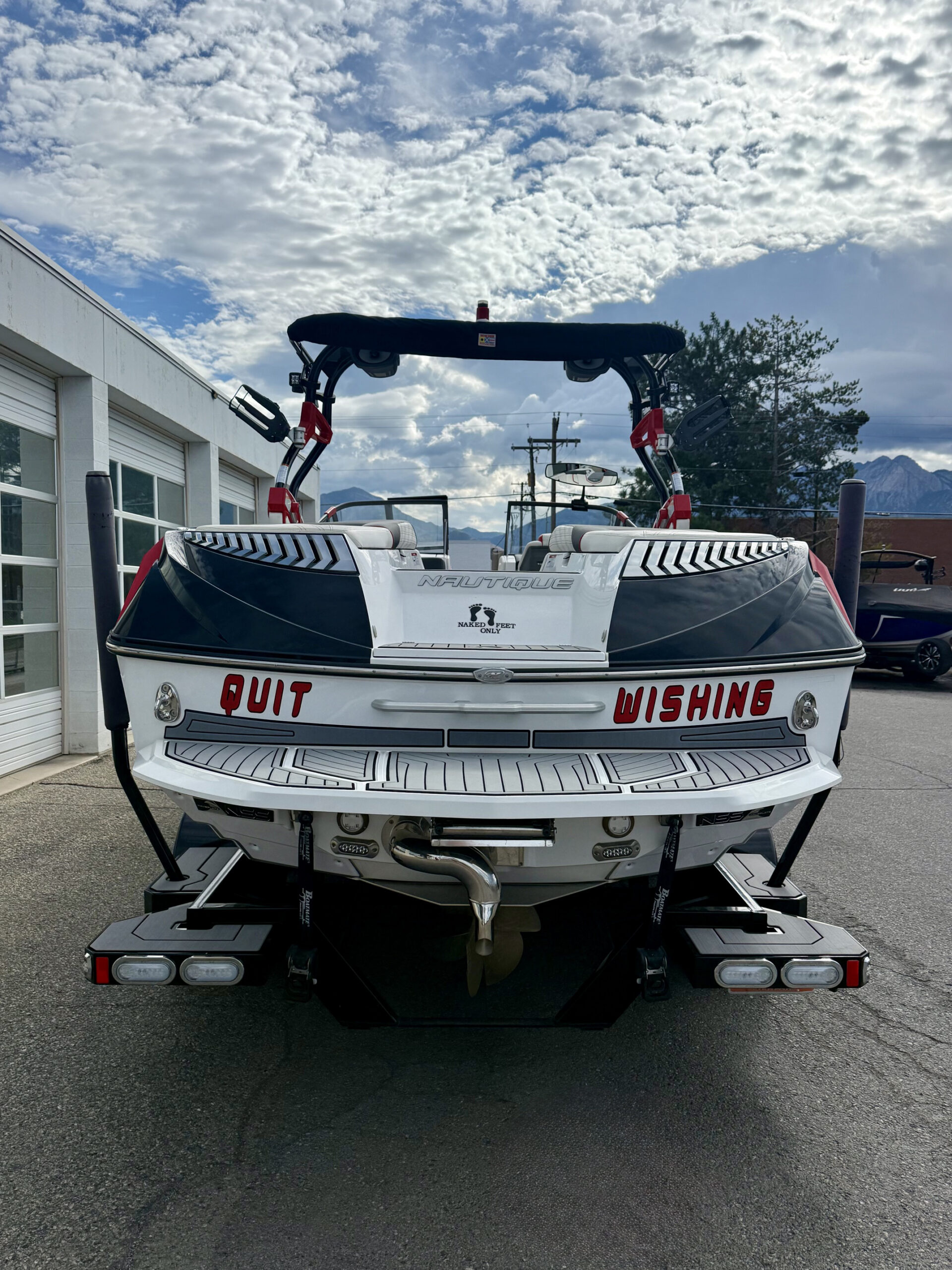 2016 25' Super Air Nautique "G25" Bowrider - Image 9