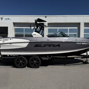 2017 24' Supra "SG550" Bowrider