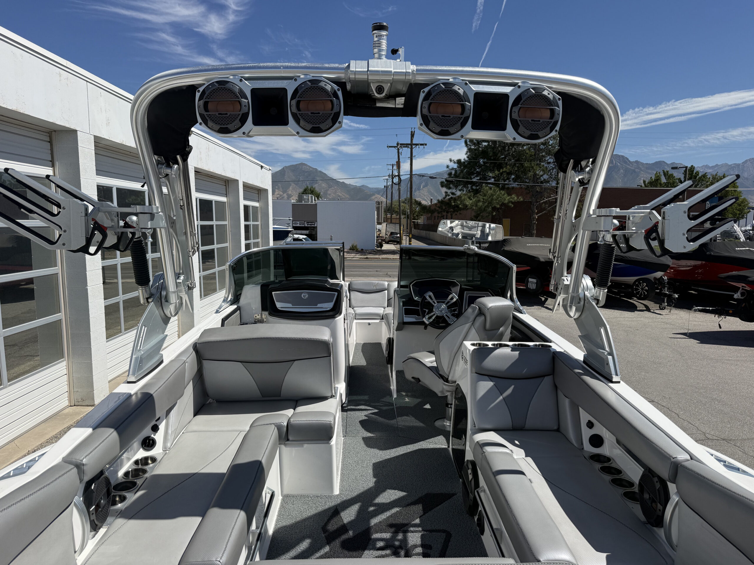 2018 26' MasterCraft "X26" Bowrider - Image 31