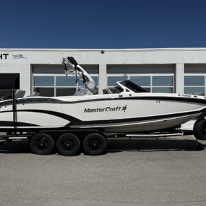 2018 26' MasterCraft "X26" Bowrider