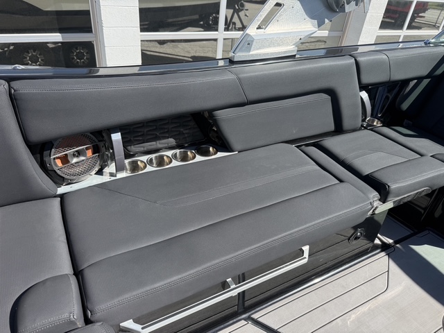 2019 24' MasterCraft X24 Bowrider - Image 20