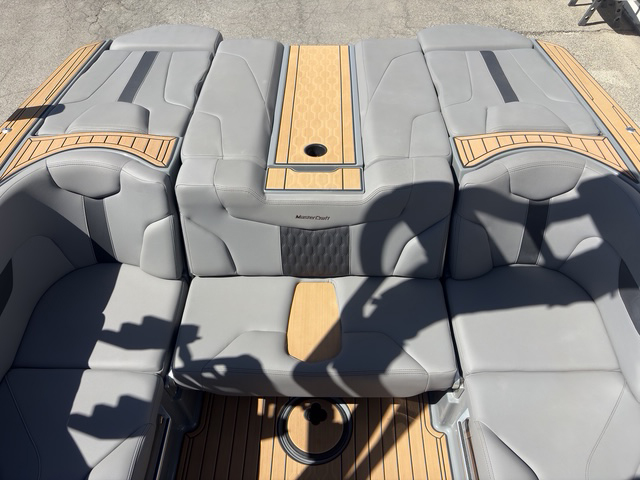 2022 22' MasterCraft "XT22" Bowrider - Image 30