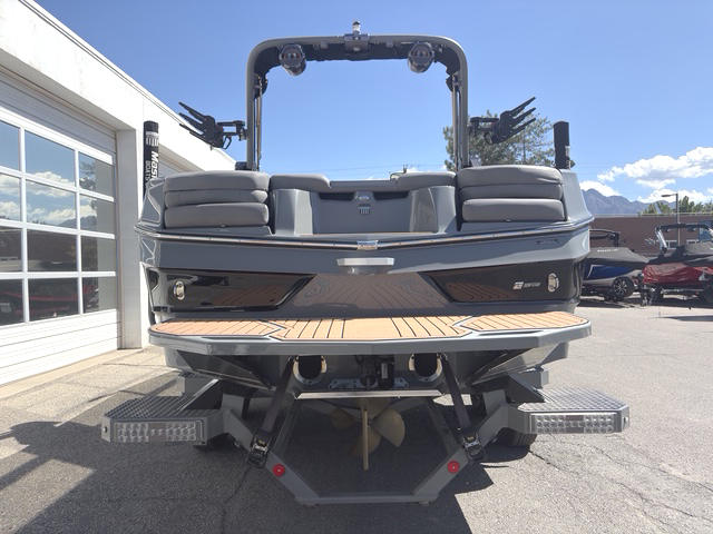 2022 22' MasterCraft "XT22" Bowrider - Image 6