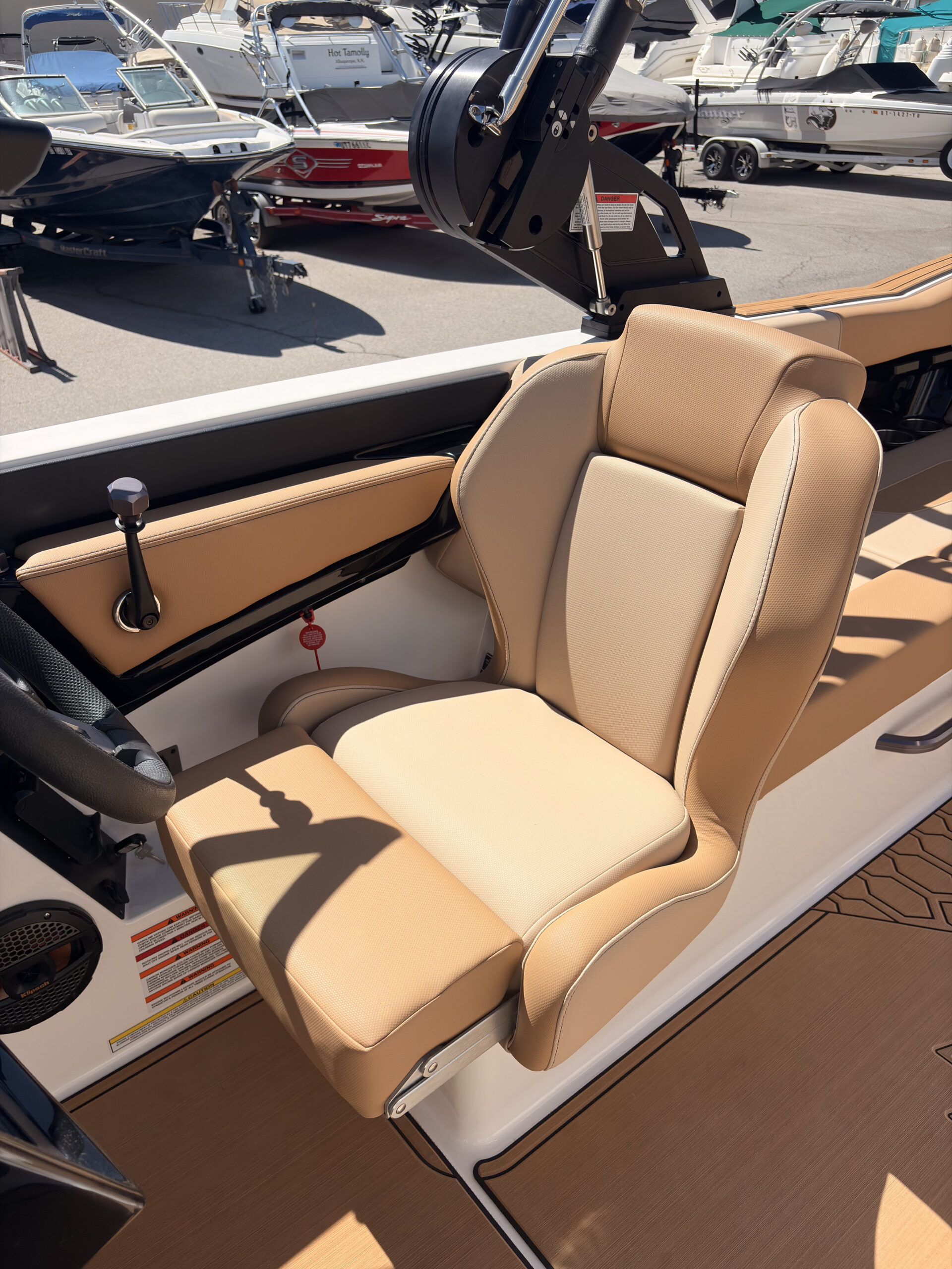 2025 24' MasterCraft "NXT24" Bowrider - Image 22