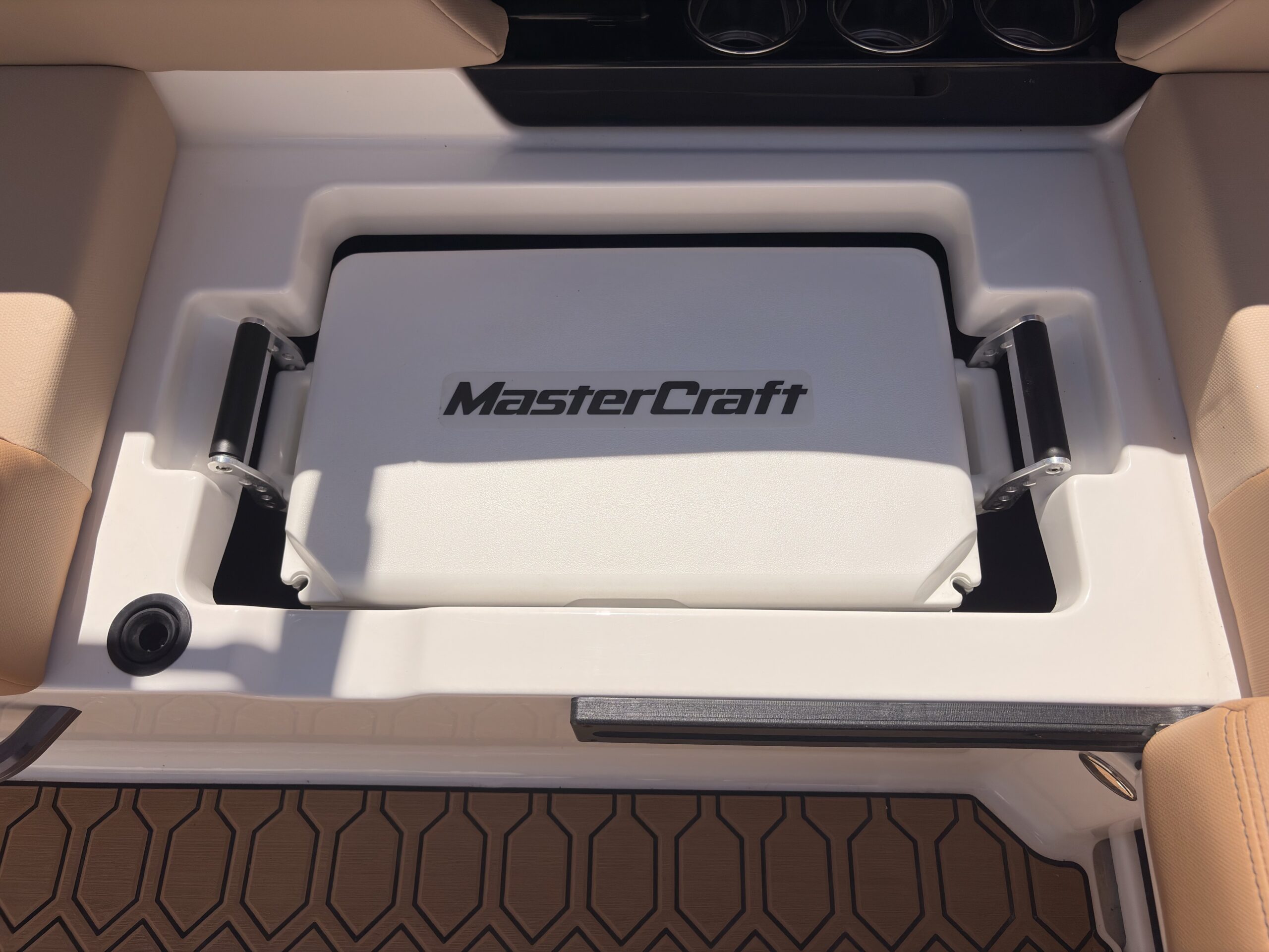 2025 24' MasterCraft "NXT24" Bowrider - Image 24