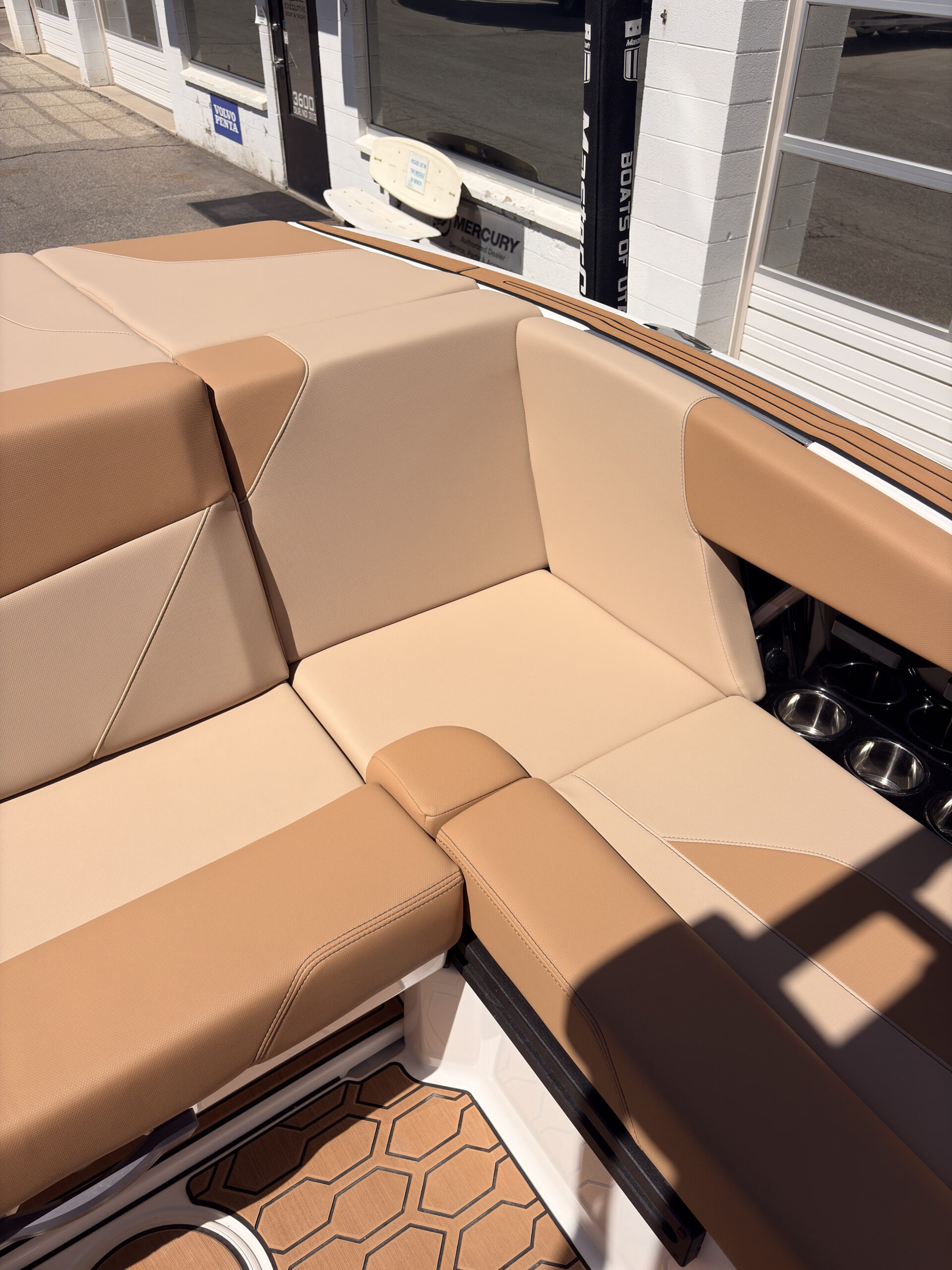 2025 24' MasterCraft "NXT24" Bowrider - Image 14