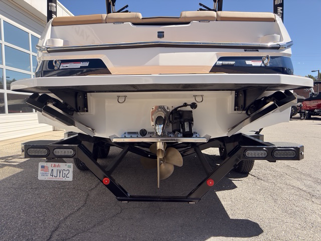 2025 24' MasterCraft "NXT24" Bowrider - Image 7