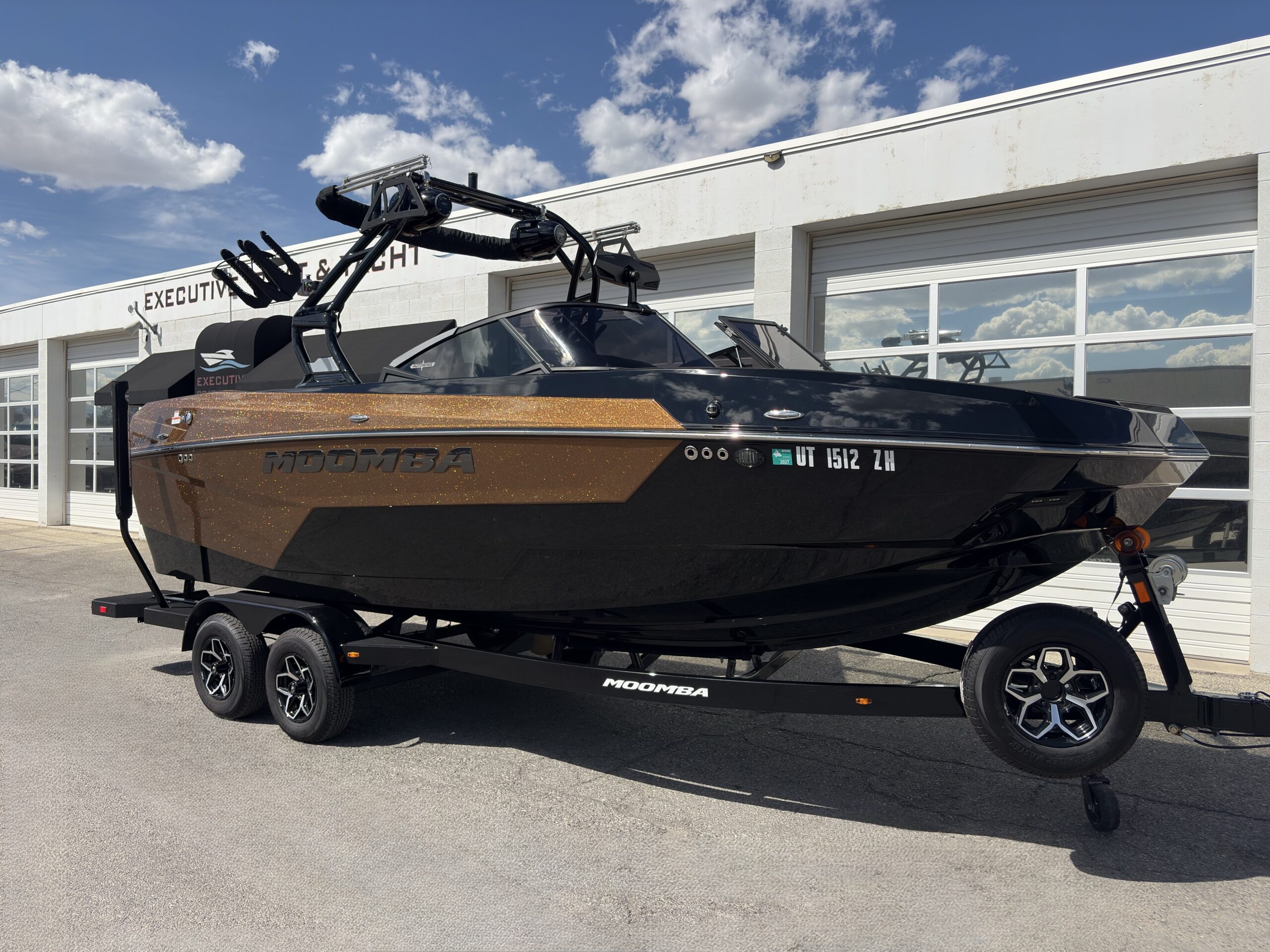 2026 23' Moomba "MAX" Bowrider - Image 2