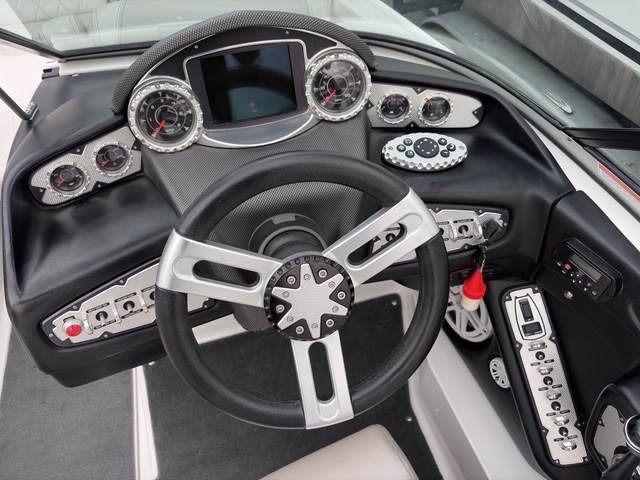 2011 23' MasterCraft "X25" Bowrider - Image 25