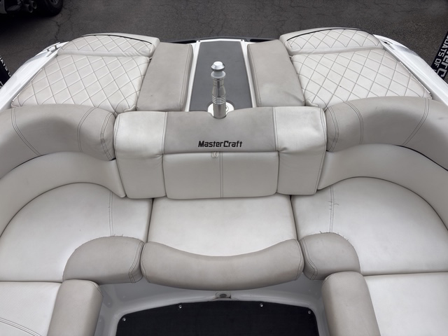 2011 23' MasterCraft "X25" Bowrider - Image 17