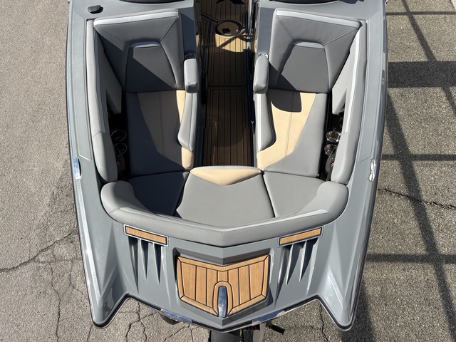 2023 23' MasterCraft "X-Star S" Bowrider - Image 12