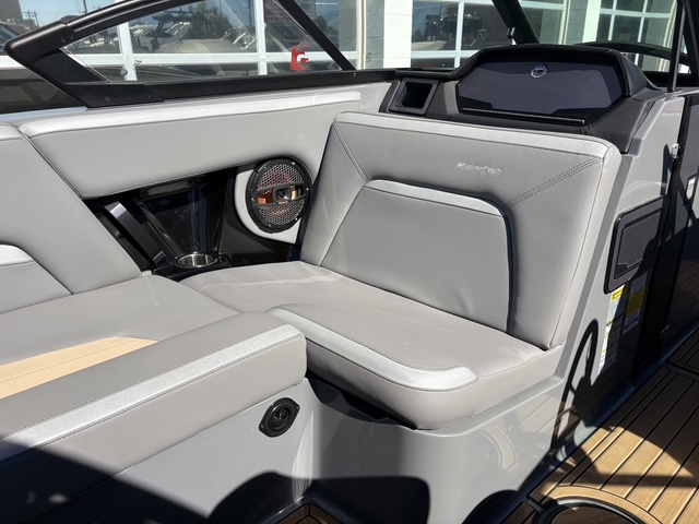 2023 23' MasterCraft "X-Star S" Bowrider - Image 19